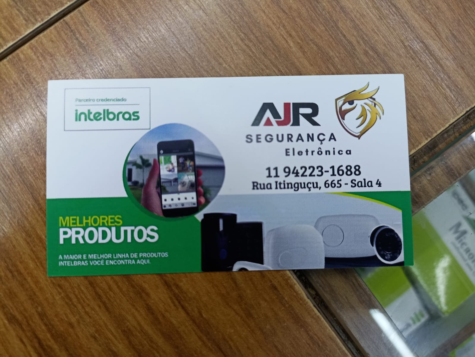 Material institucional da AJR Segurança Eletrônica