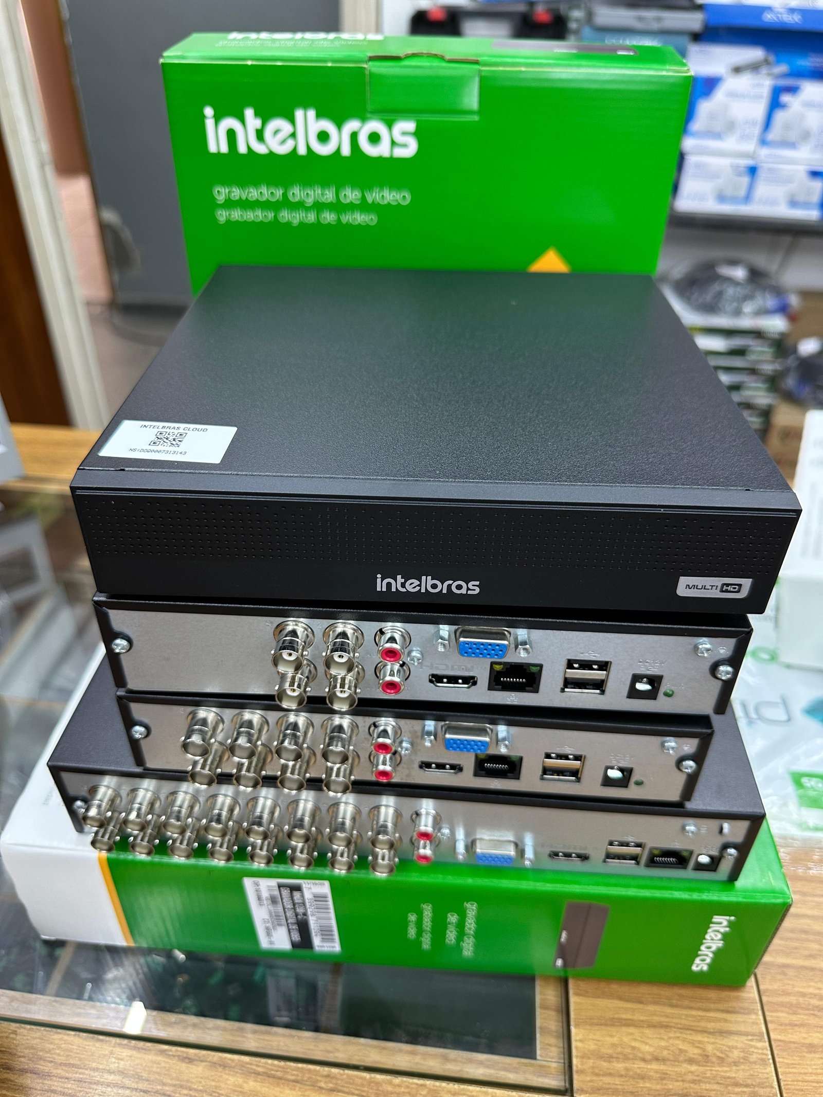 Linha de DVRs Intelbras Multi HD com quatro, oito e dezesseis canais